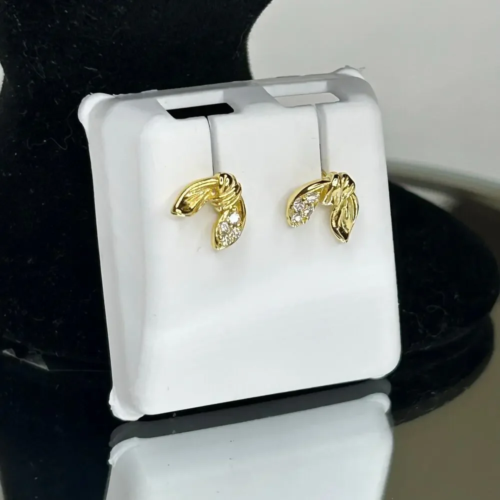 Genuine MOISSANITE EARRINGs‎ with gold plated studs. Tie, bow shaped